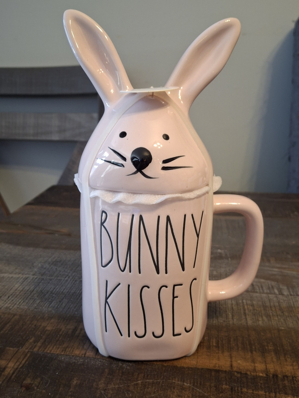 NWT Rae Dunn BUNNY KISSES Pink Ceramic Mug